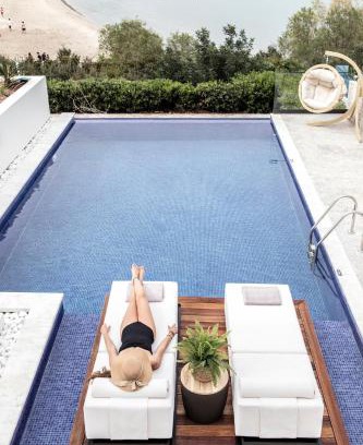 Almyros Bed & Breakfast | The Sand Suites - Adults Only