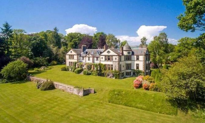 Blairgowrie House | The Seat of the Barony of Alyth, a stately Manor