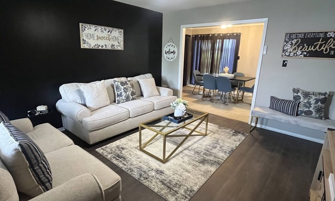 Greenville House | The 'Serene' Retreat has everything you need. You will feel like this is HOME!