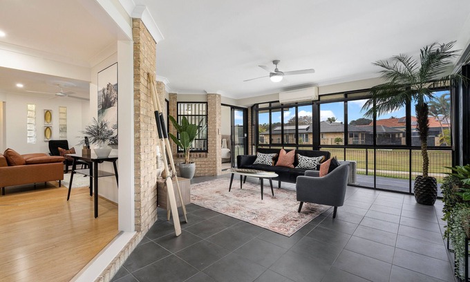 Sandstone Point House | The Serenity Shores House