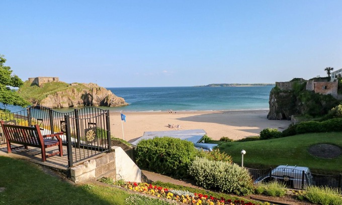 Tenby Cottage | The Shell at the Hideaway