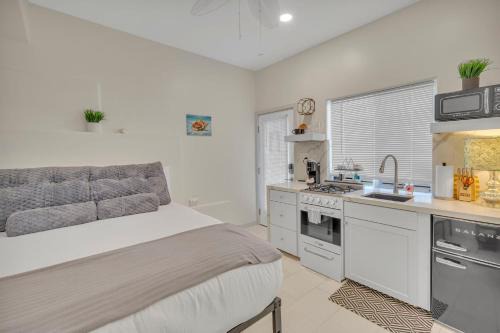 Townsite Apartment | The Shining Sea D