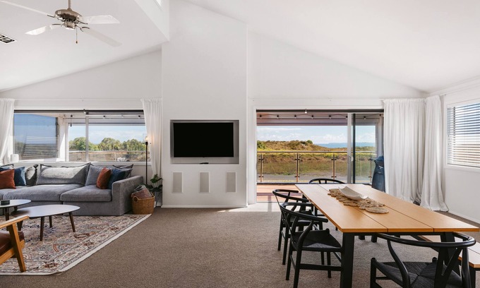 Papamoa Beach House | The Shore Break ~ Papamoa Beach ~ Beyonder Holiday Homes