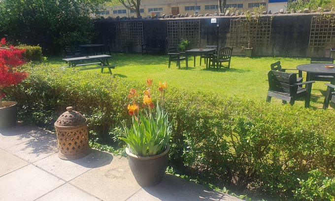 Cannards Grave Hotel | The Shrubbery Hotel