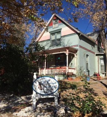 Golden Bed & Breakfast | The Silk Pincushion