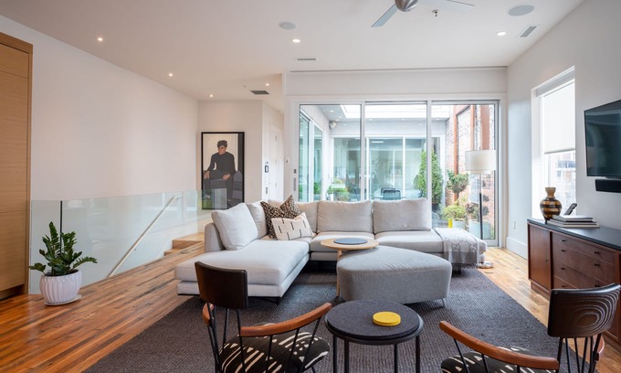 Downtown Asheville Apartment | The Sinclair: 301: Modern Urban Luxe: a new quality modern home