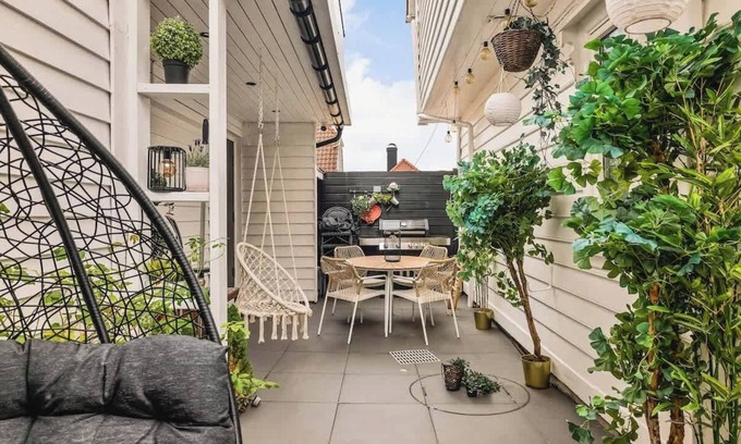 Bergen City Centre House | The Skansen Gym & Garden House - 400m to Bryggen!