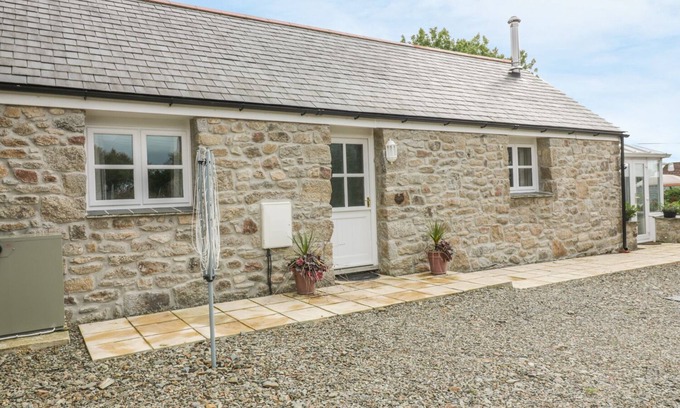Blisland Cottage | THE SMITHY, pet friendly, with open fire in Blisland