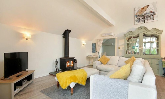 Embleton Apartment | The Snug