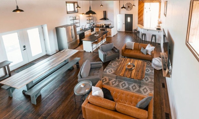 Knoxville House | ✩ The South Knox Stable ✩