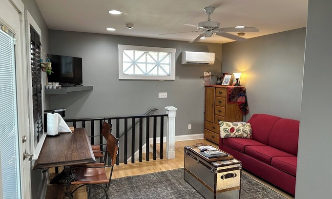 Wilmington Apartment | The Spanish Moon! Downtown