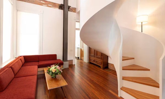 Cincinnati Apartment | The Stair House