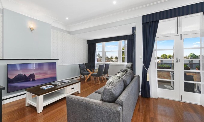 Wauchope Hotel | The Star Boutique Apartments