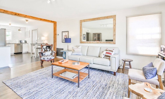 Heart of Lubbock House | The Stardust Cowboy in Tech Terrace