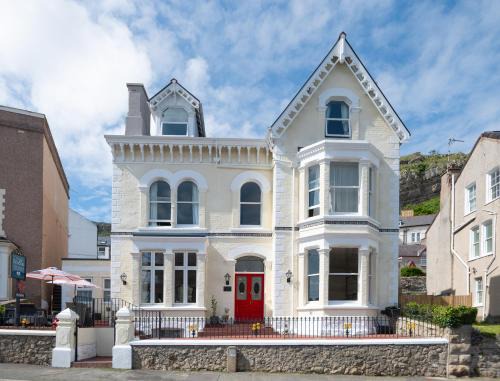 Llandudno Bed & Breakfast | The Stella Historic Llandudno Bed & Breakfast