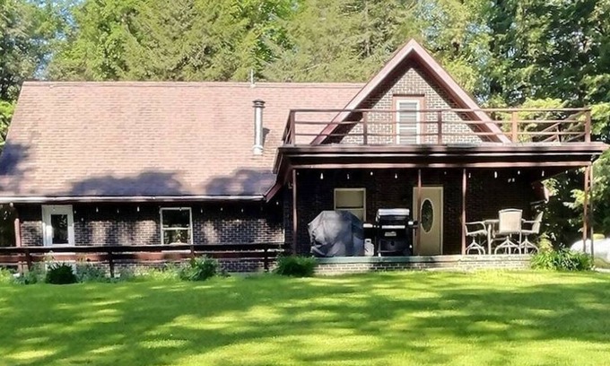 Brookville House | The Stumble Inn