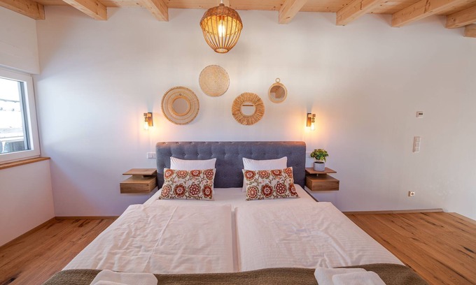 Hallwang Apartment | The Sun Boutique Apartment