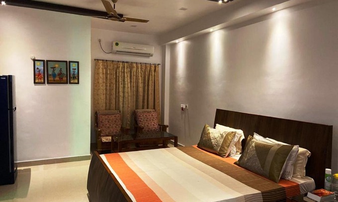 Varanasi House | The Sunaina