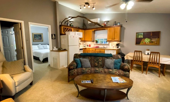 Macon Apartment | The Susannah - 1 Bd/1BA Furnished Apartment - Near Lake and Bike Trails, Mercer