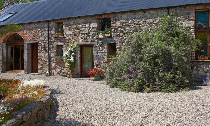 Roscoe House | 'The Swallow Loft' at Leitriff House - 19thC Stone Barn conversion