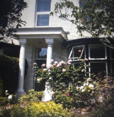 Exmouth Bed & Breakfast | The Swallows B and B