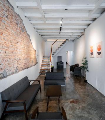 Historic George Town Hostel | The Terraces by Aayu - 2 mins walk to Chulia Street