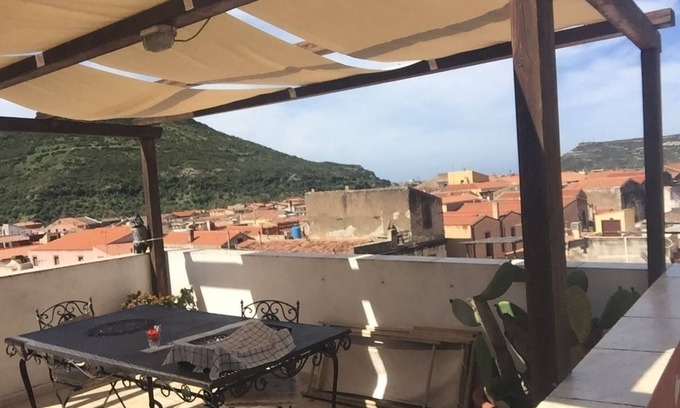 Bosa Historic Centre House | The Terraces House-Tower
