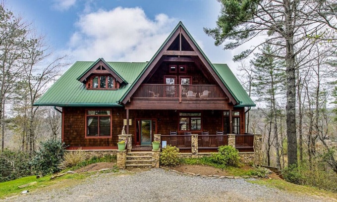 Blue Ridge Cabin | The Toccoa House.