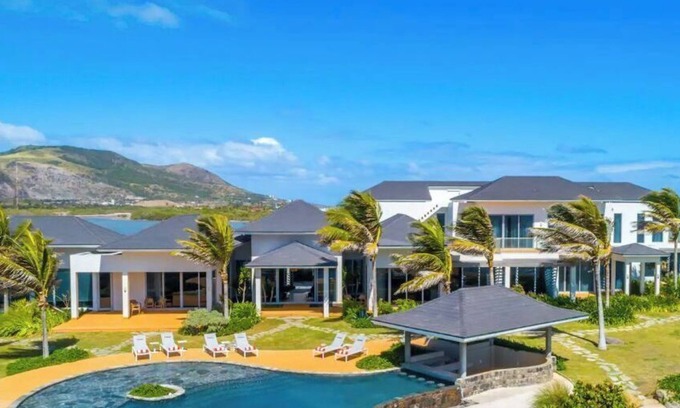 Frigate Bay Villa | The Ultimate Hideaway Nestled in Paradise