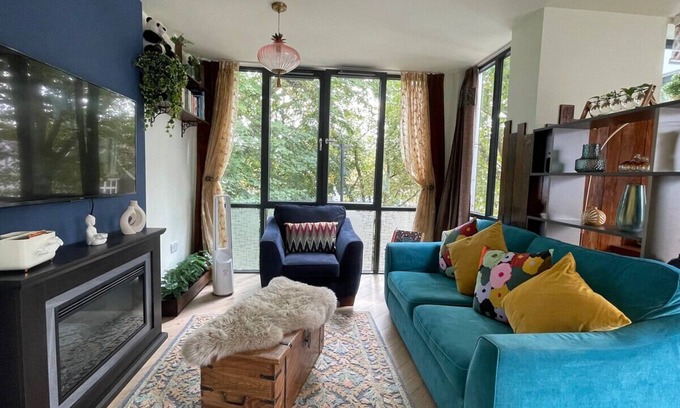 Chiswick Apartment | The Urban Green! Cosy luxury apartment in Chiswick