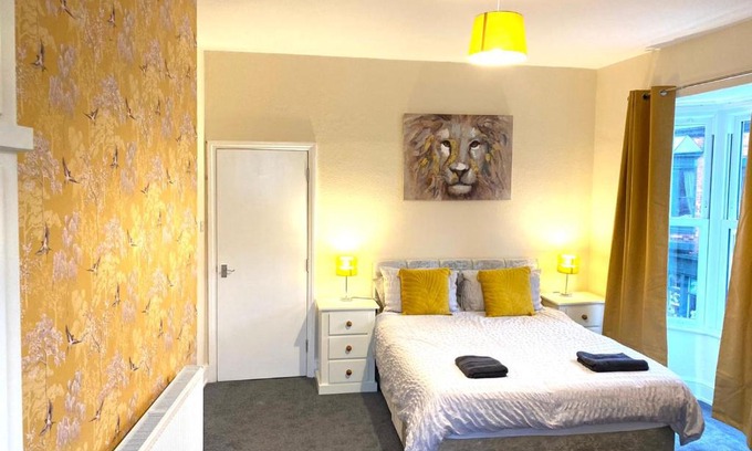 Scarborough House | The Velvet Crab