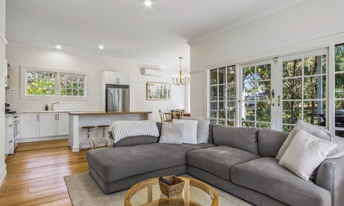 Metung House | The Victorian Grove - Metung