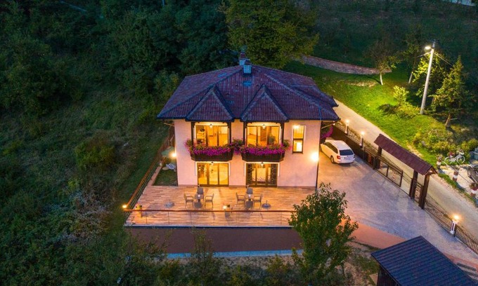 Visoko Apartment | The View Apartment