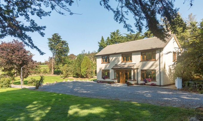 Kilmacthomas House | The Villa Guesthouse - On Waterford's Greenway