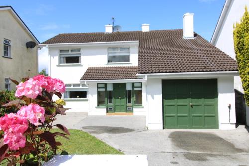 Clarinbridge House | THE VILLAGE HOUSE on Wild Atlantic Way CLARINBRIDGE VILLAGE