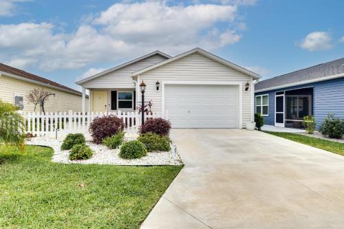 Wildwood House | The Villages Home with Golf Cart and Community Pools!