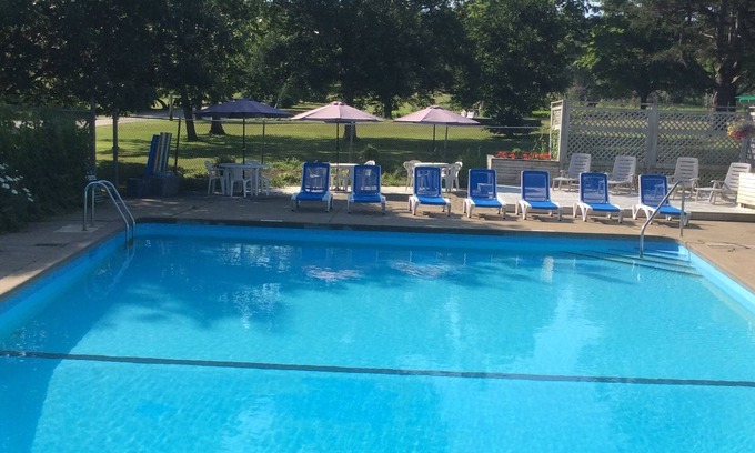 Smiths Cove Hotel | The Villages of Mountain Gap Resort