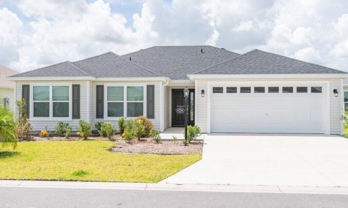 Sumter County House | The Villages Retreat-Free Coffee!