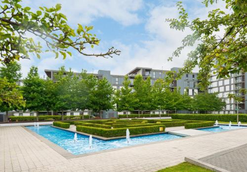 Central Milton Keynes Apartment | The Vizion serviced apartments from Pincott Properties - free parking, private balcony, and WiFi