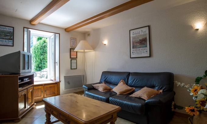 Chambon-sur-Lac House | The Volcanoes of Chaudefour