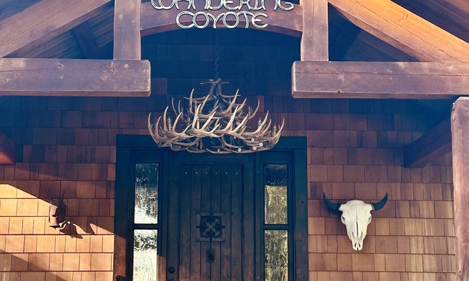 Bigfork House | The "Wandering Coyote" riverfront home located on the Swan River in Bigfork, MT.