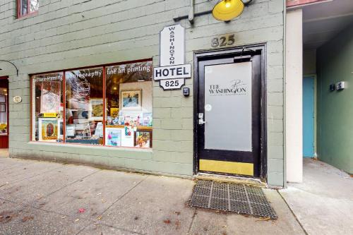 Port Townsend Apartment | The Washington Hotel