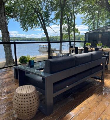 Waltham Ski Chalet | The Waters Edge Cabins