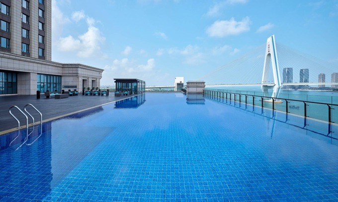 Long Hua Hotel | The Westin Haikou