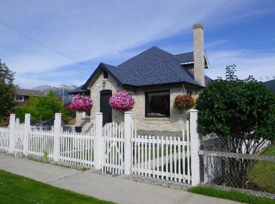 Jasper Bed & Breakfast | The White Brick Inn