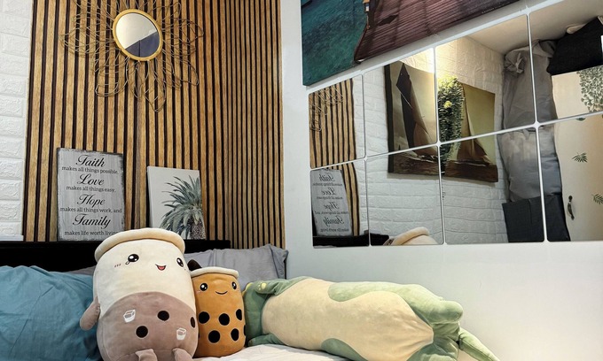 Clark House | The White Haven is 15 mins away from Clark's Must See Destinations and Airport.