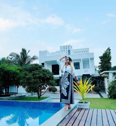 Wellawaya Hotel | The White House Resort