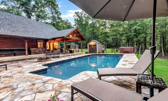 Smithville Other | The White Oak Cabin | Adults-Only Mountain Retreat