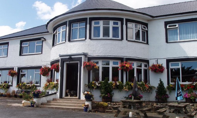 Haverfordwest Hotel | The Windsor