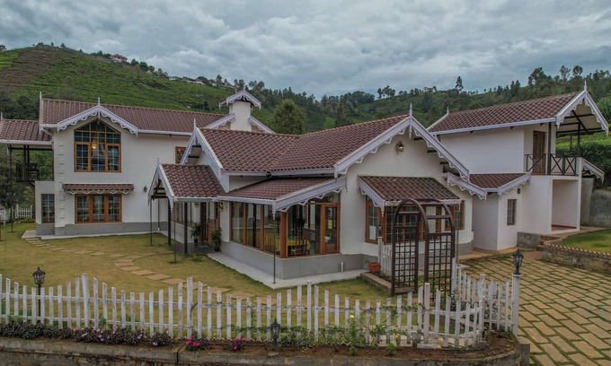 Wellington Villa | The Winterfell
